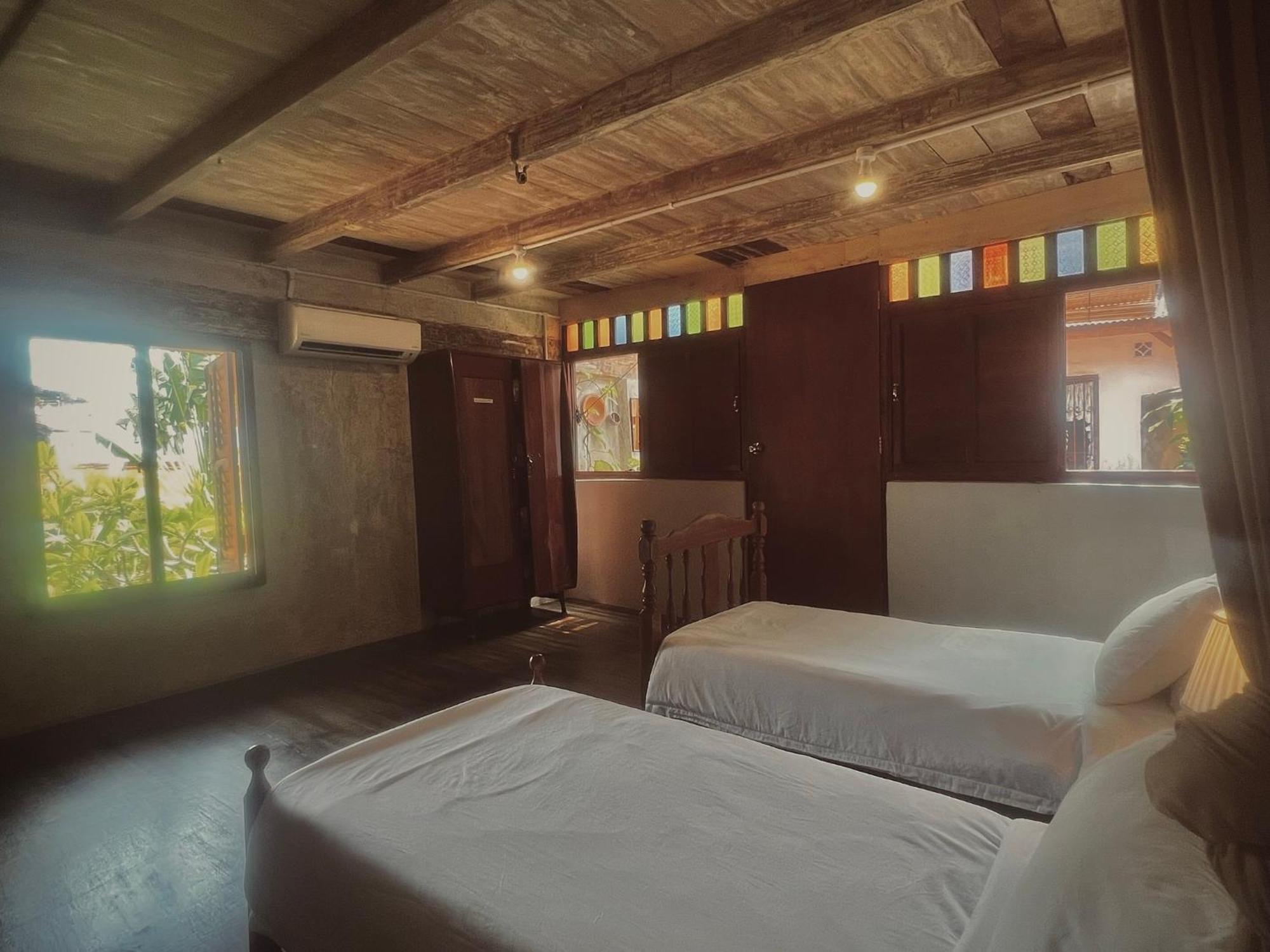 Leju 21 樂居 Explore Malacca From A Riverside House Eksteriør bilde